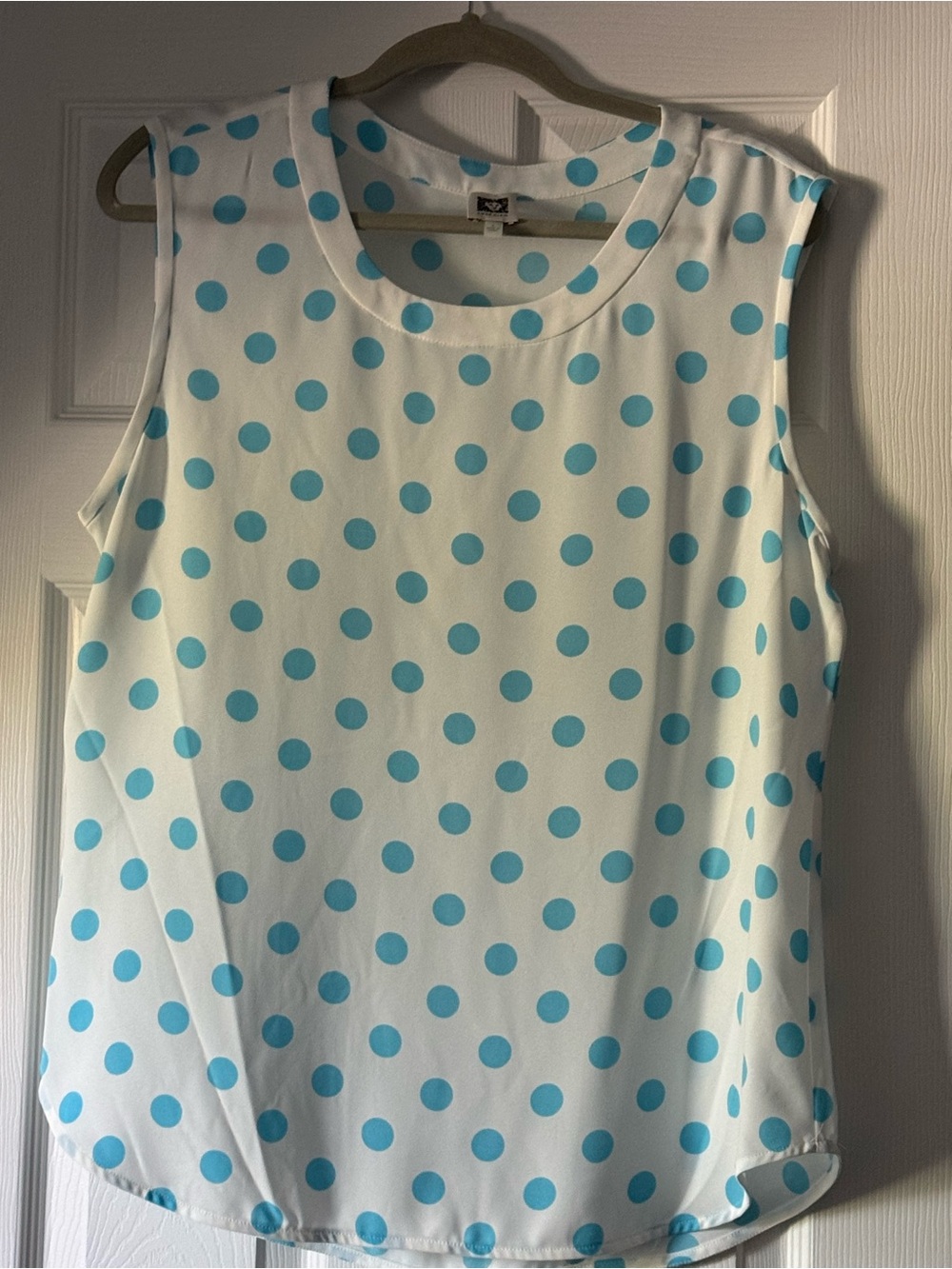 Anne Klein White Tank Top with Aqua Polka Dots